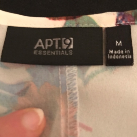 Apt 9 Sleeveless Floral Adjustable Strap Flowy Top-M - Picture 11 of 13